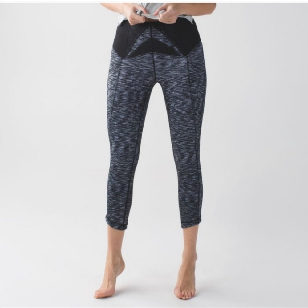 Lululemon High Rise Exquisite Leggings Dramatic Static size 4